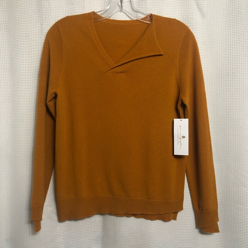 100% Wool Spiritual Gangster V-Nect Burnt Orange Seamless Sweater NWT